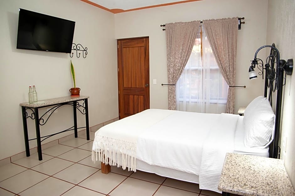 Encanto de la Sierra Hotel