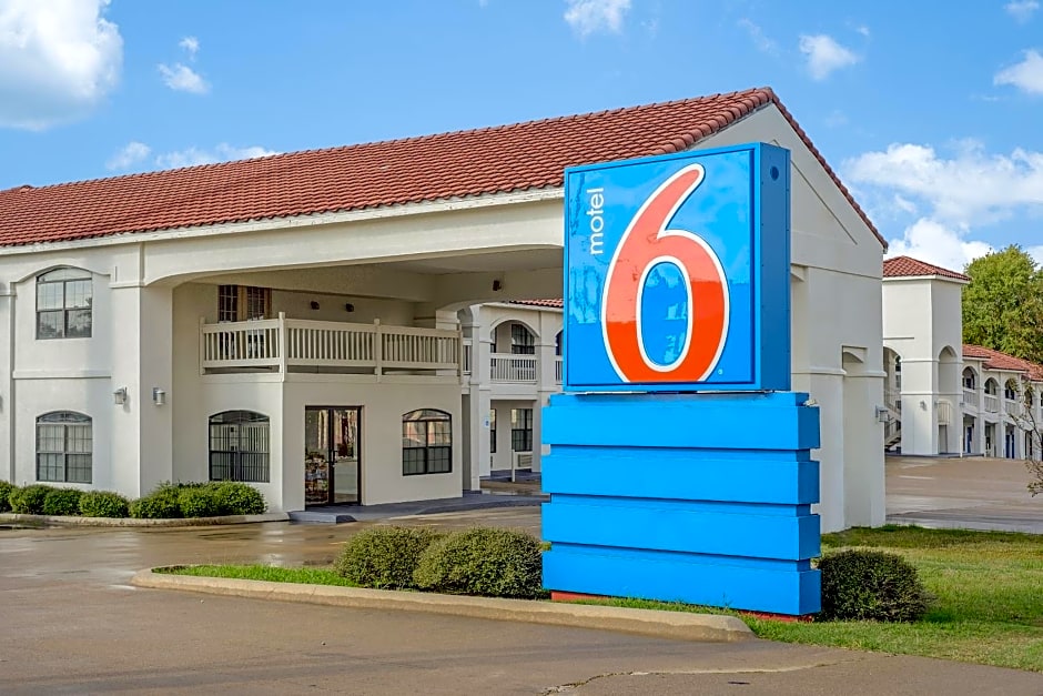 Motel 6-Canton, TX