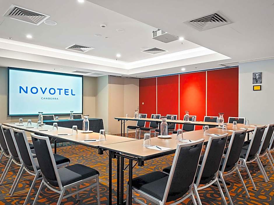 Novotel Canberra