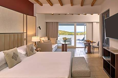 Junior King Suite with Sea View