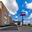 Comfort Inn & Suites Allen Park - Dearborn
