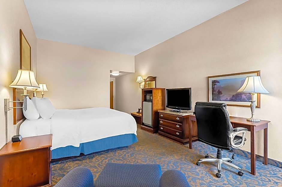 SureStay Plus Hotel by Best Western Chey