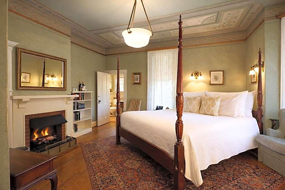 Simpson House Inn