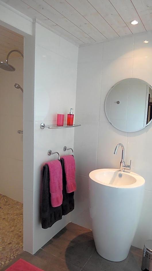 Timazen Lodges Agen Sud