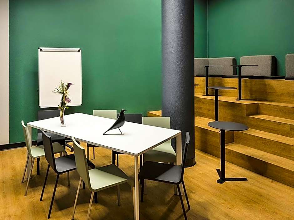 Ibis Annecy - Cran-Gevrier