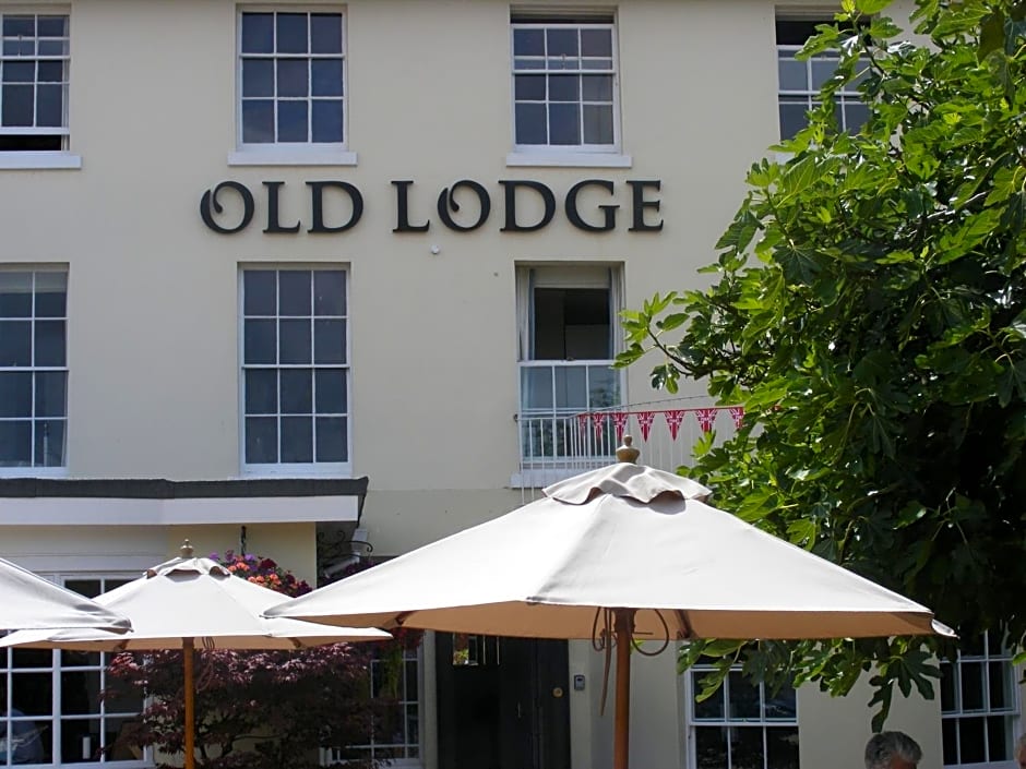 OYO The Old Lodge
