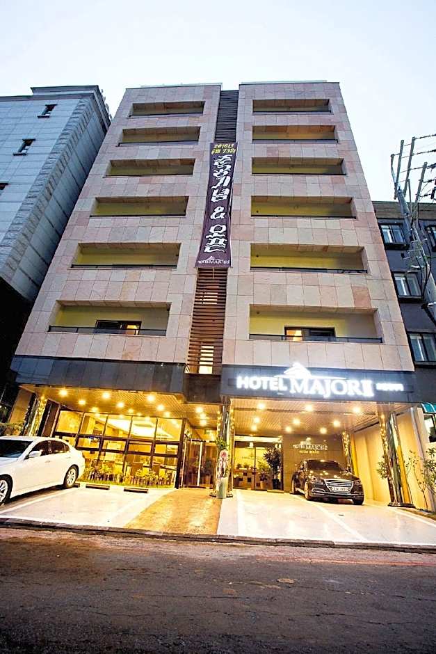 Major Hotel 2