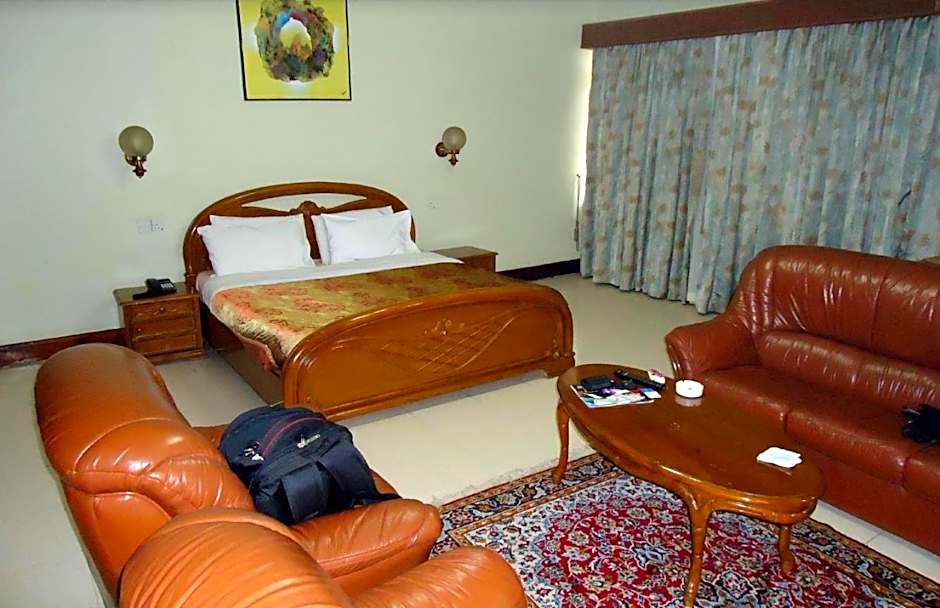 Grand Imperial Hotel
