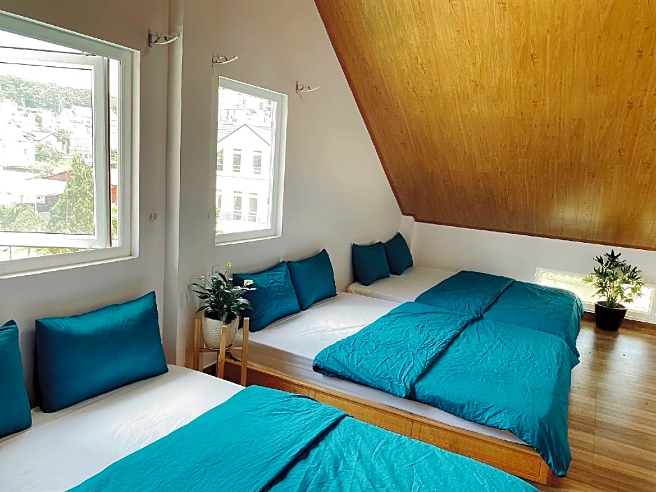 Chill House Dalat Hotel 