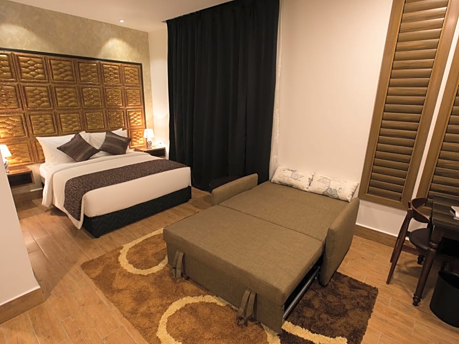 Belllo Hotel Jb Central