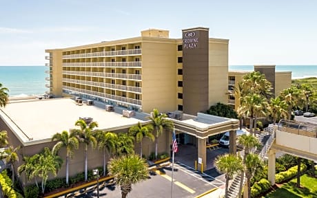 Crowne Plaza Melbourne-Oceanfront, an IHG Hotel