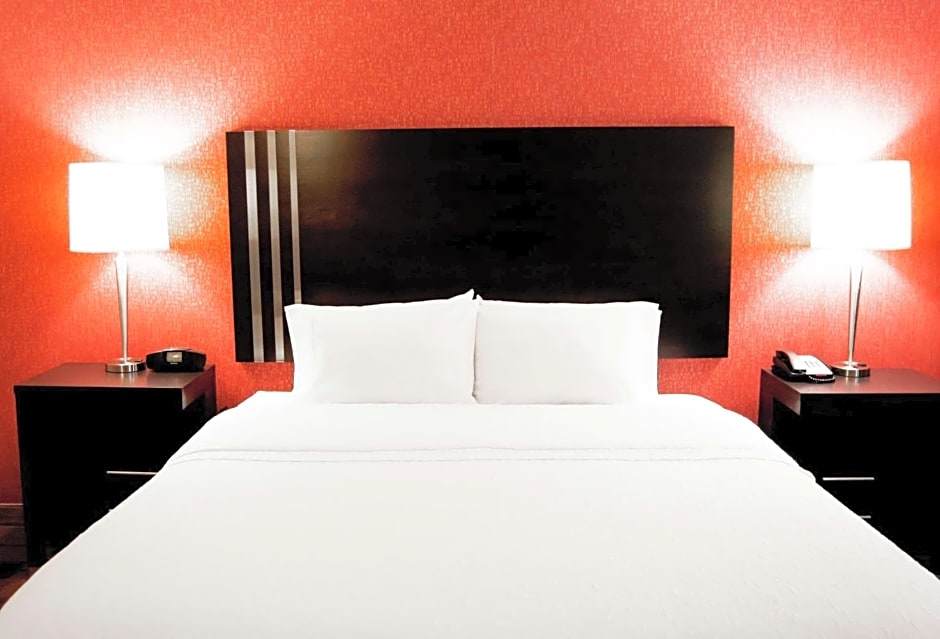 Hampton Inn By Hilton And Suites Richmond Glenside
