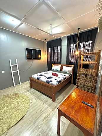 Two-Bedroom Deluxe Apartment