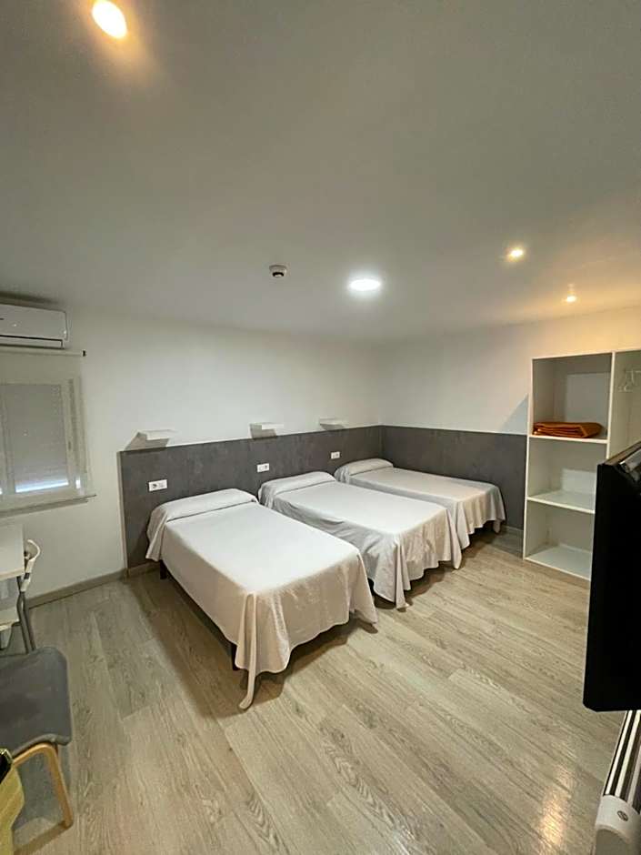 Photo 1 of 11 of Triple Room