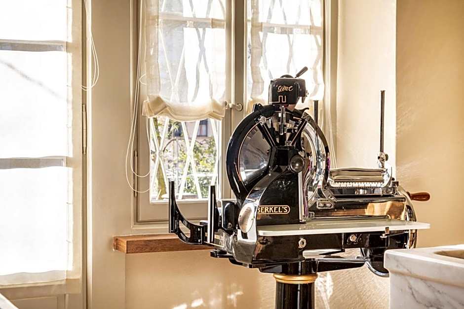 VILLA CHIOVENDA Residenza d'Epoca