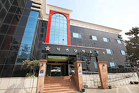 Taean (Anmyeon) Lux Pensiontel