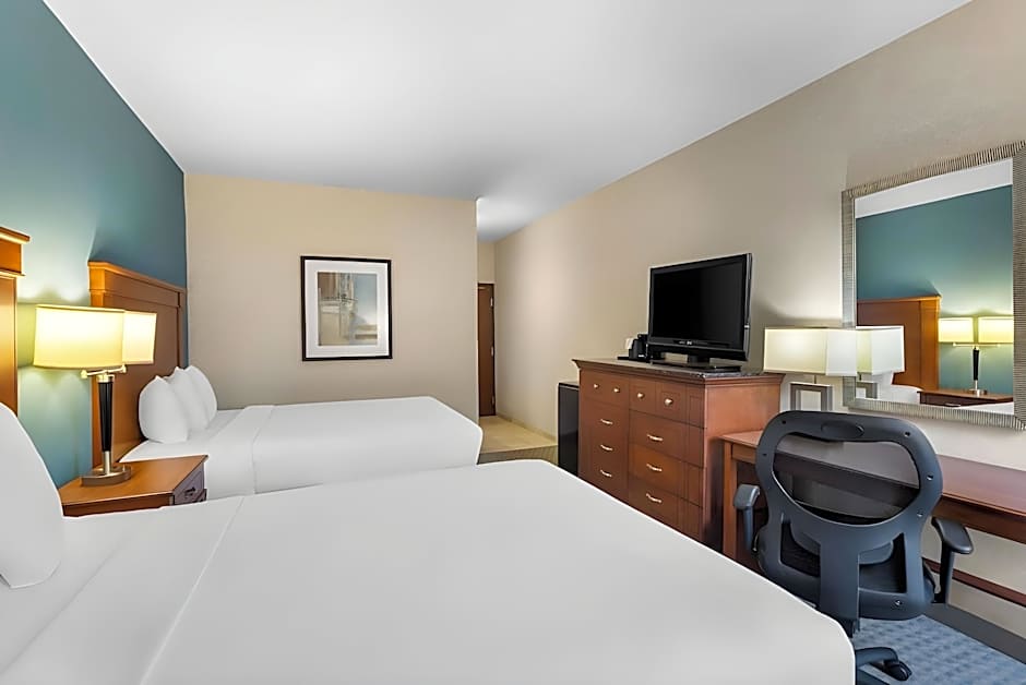 Sonesta Essential Houston Hobby Airport