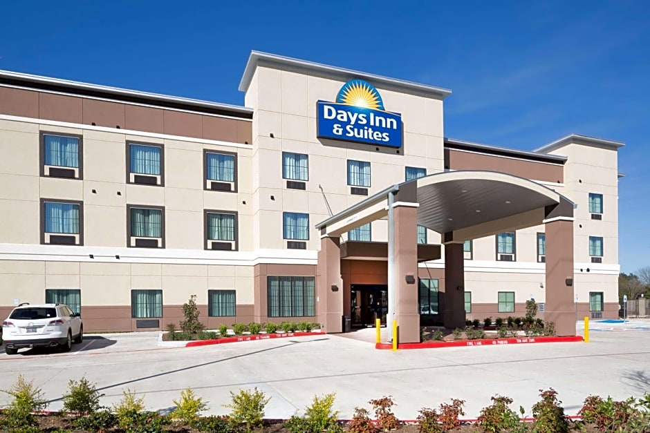 Days Inn & Suites by Wyndham Houston NW Cypress