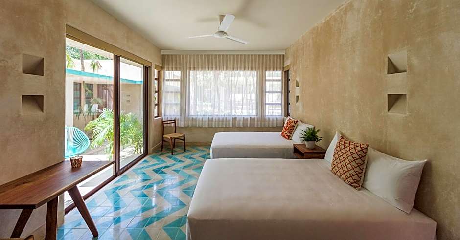 Hotel Tiki Tiki
