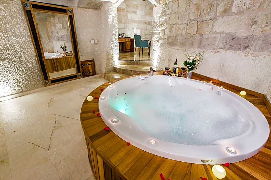 Imperial Cave Suites & Spa