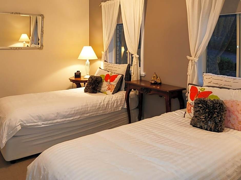 Waterview Gardens B&B