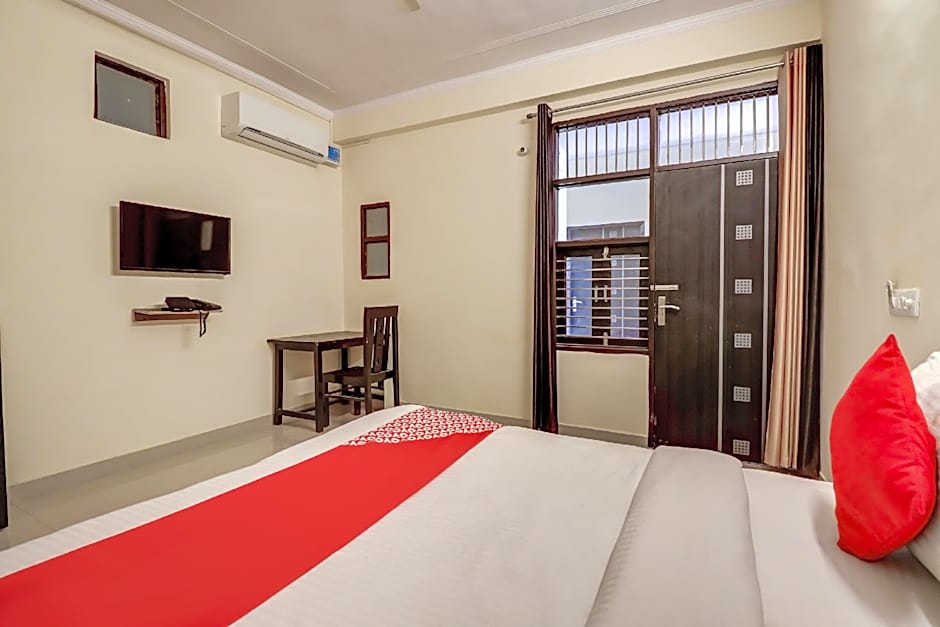 Hotel O Sapphire Near Omaxe Gurgaon Mall