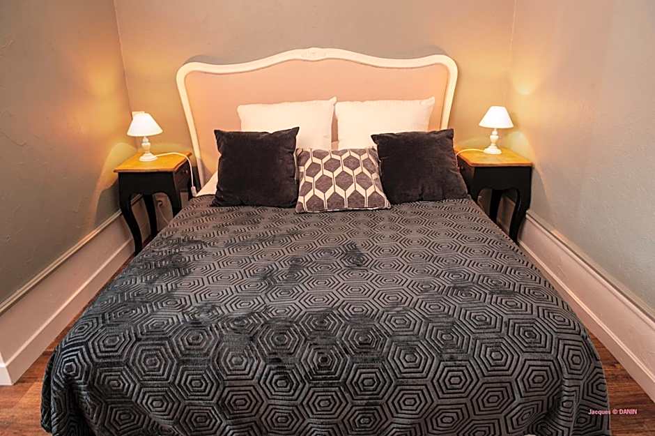 Logis Hôtel Restaurant La Brasserie