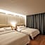 Hotel the maru