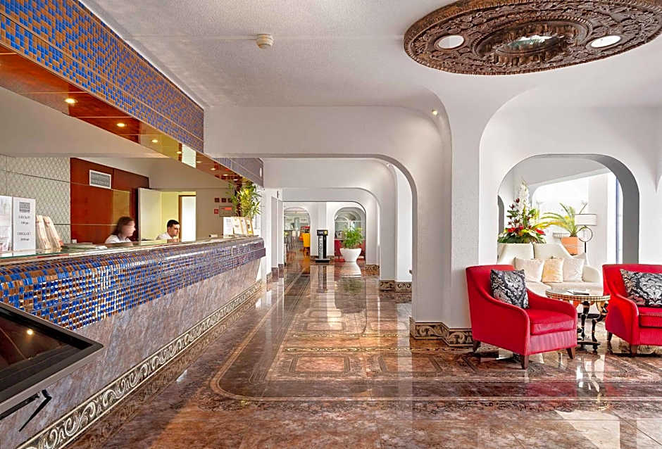 Grand Muthu Oura View Beach Club