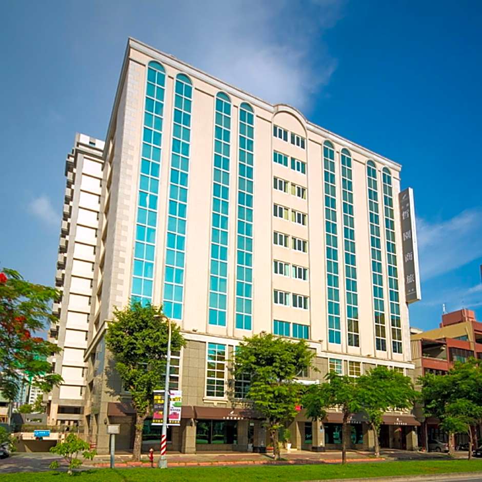 Guide Education Culture Hotel Kaohsiung Museum of Fine Arts