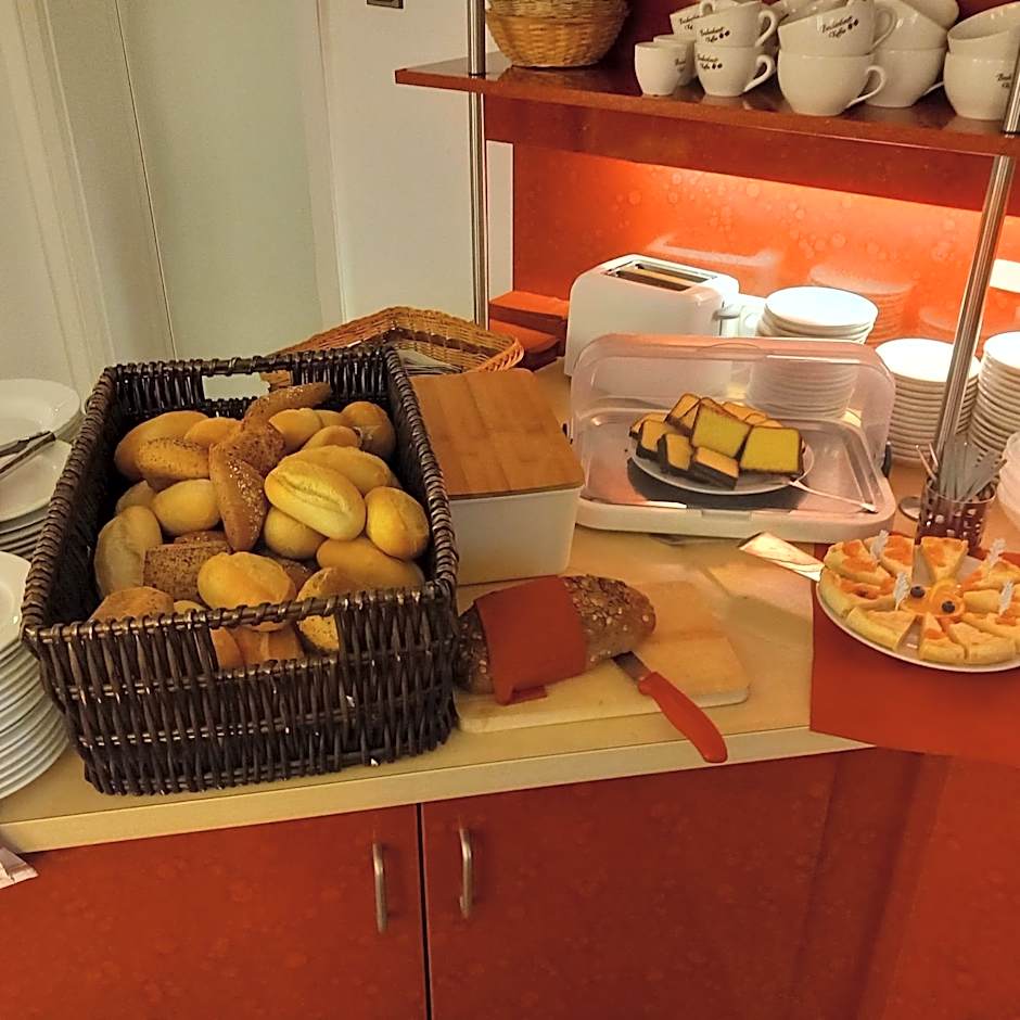 Stadt-gut-Hotel Rheinischer Hof