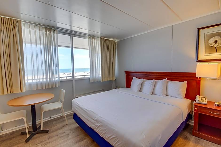 Rideau Oceanfront Motel