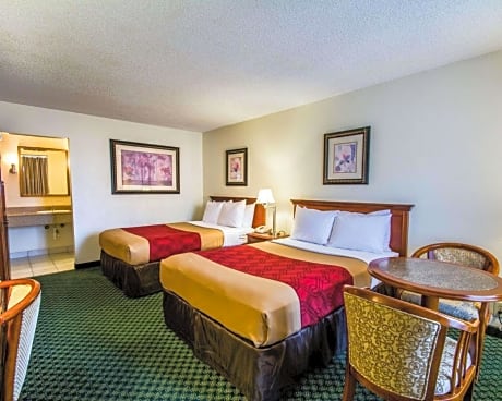 Standard Room with Two Double Beds - Smoking