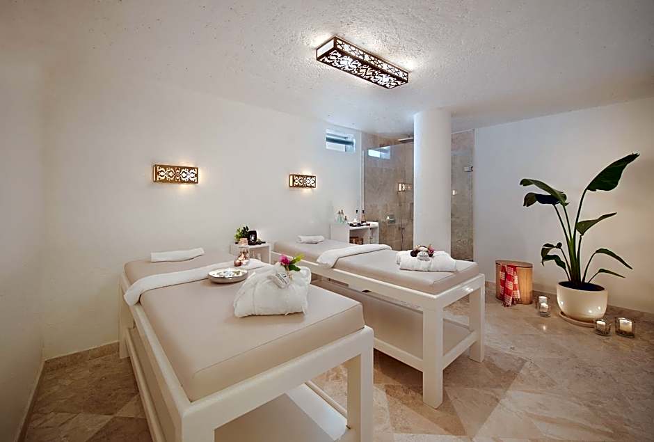 Peninsula Gardens Hotel