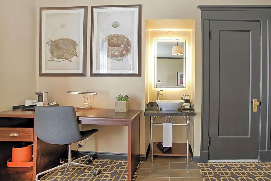 The Peery Salt Lake City Downtown Tapestry Collection by Hilton