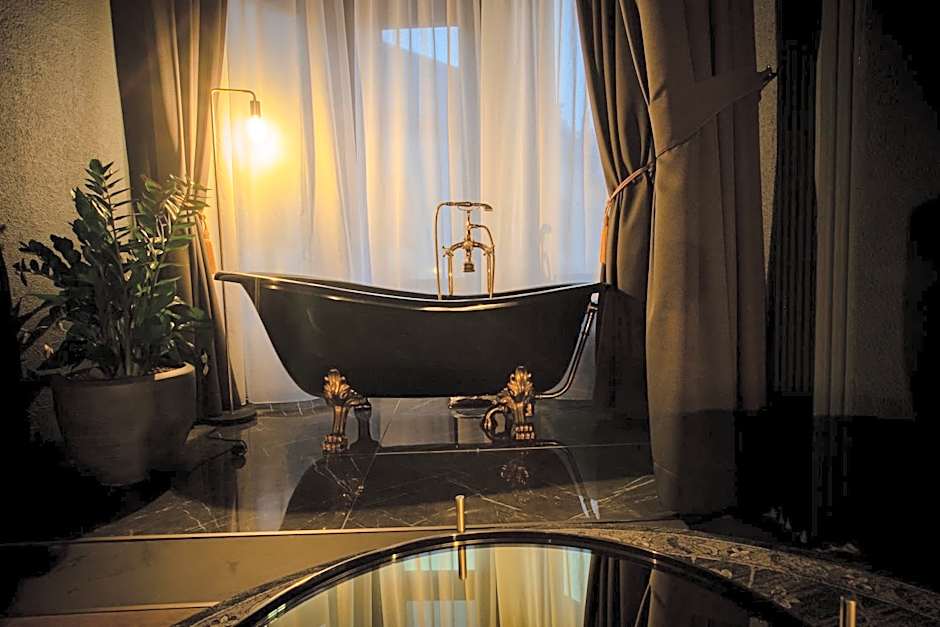 Noble Boutique Hotel - Adults Only