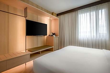 Suite City View Terrace, 1 Bedroom Suite, 1 King, Florence view, City view, Balcony