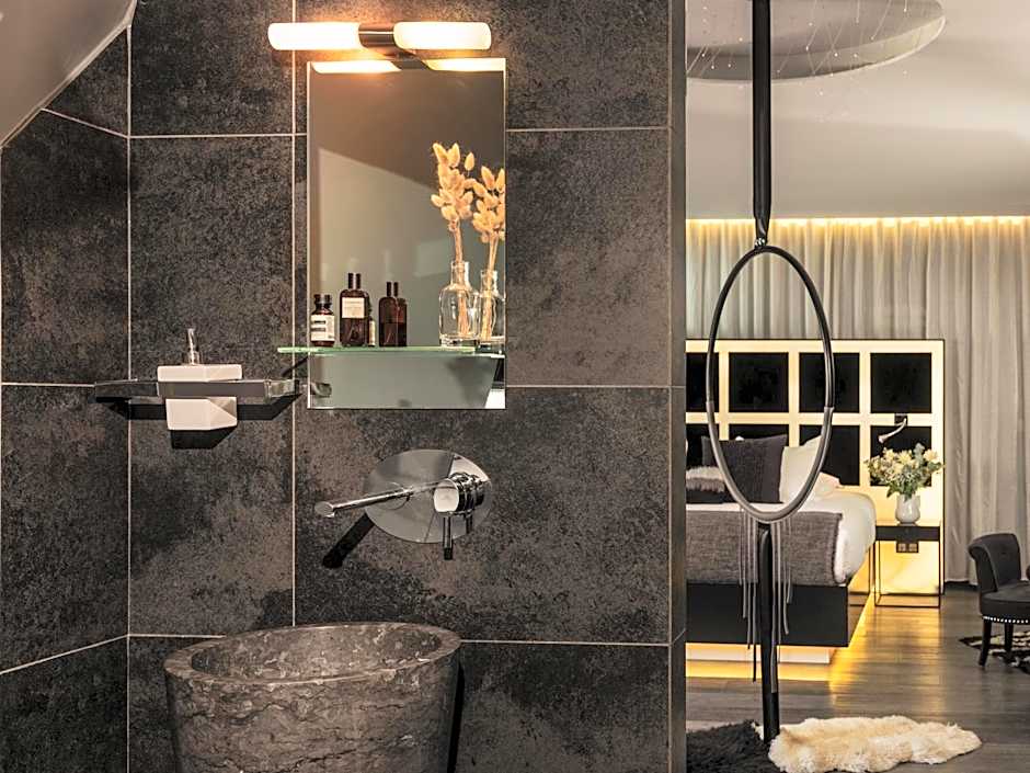 Legend Hôtel Paris