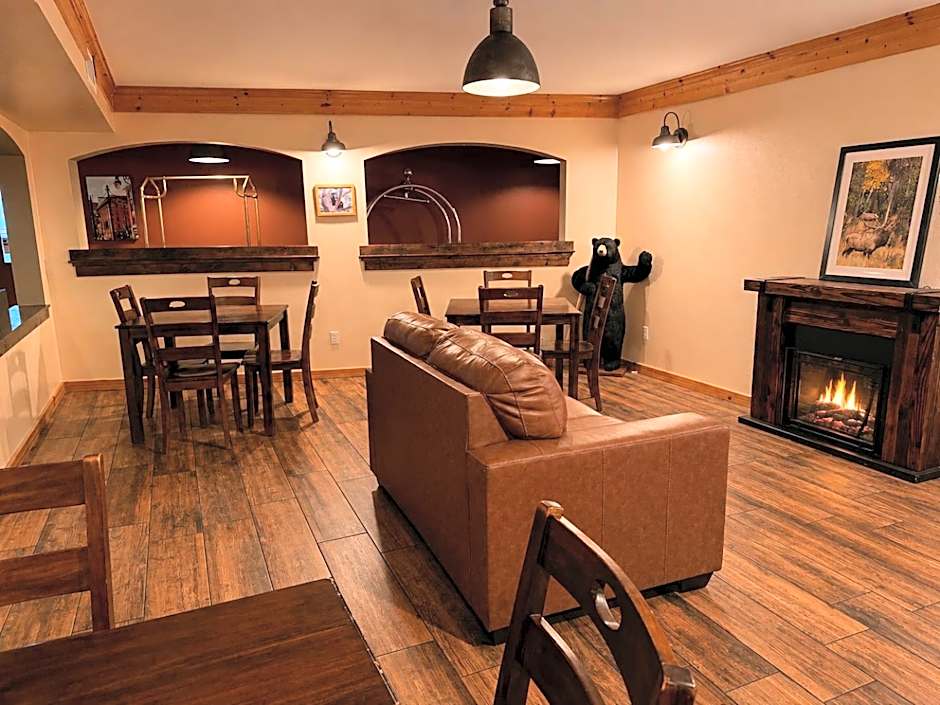 Estes Mountain Inn