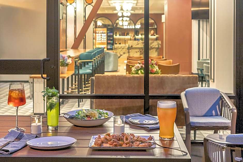 Pennyweight Hotel Boston, Curio Collection by Hilton