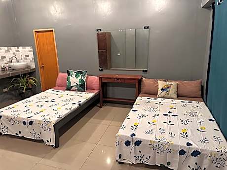 Limewood Residences- Bago City good for 4