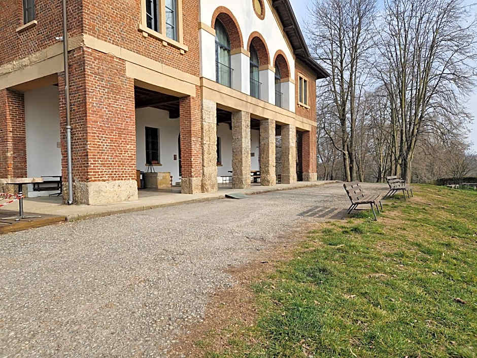 B&B e Ostello, Parco di Monza, CASCINA COSTA ALTA