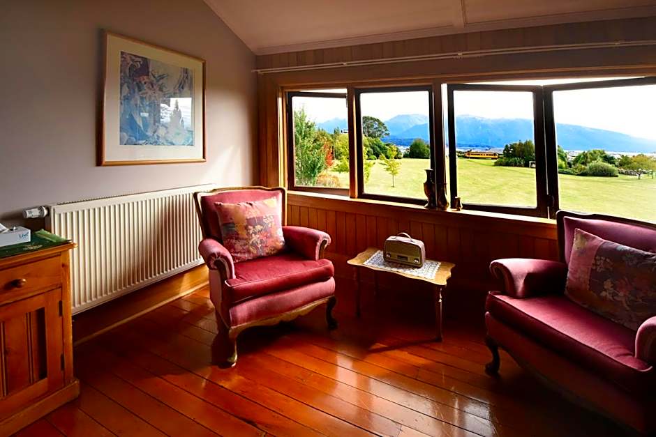 Te Anau Lodge