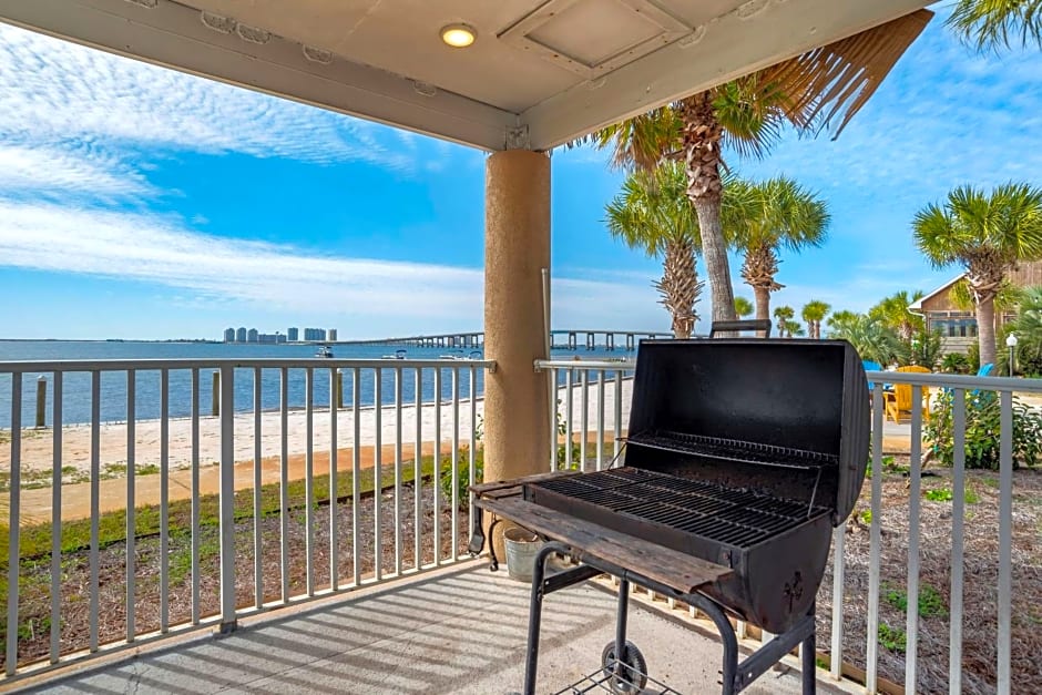 Best Western Navarre Waterfront