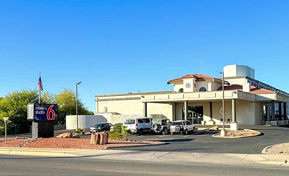 Motel 6 Tucson, AZ Airport Kino Sports Complex