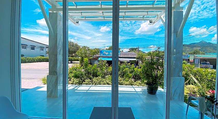 Greenish Ranong Hotel