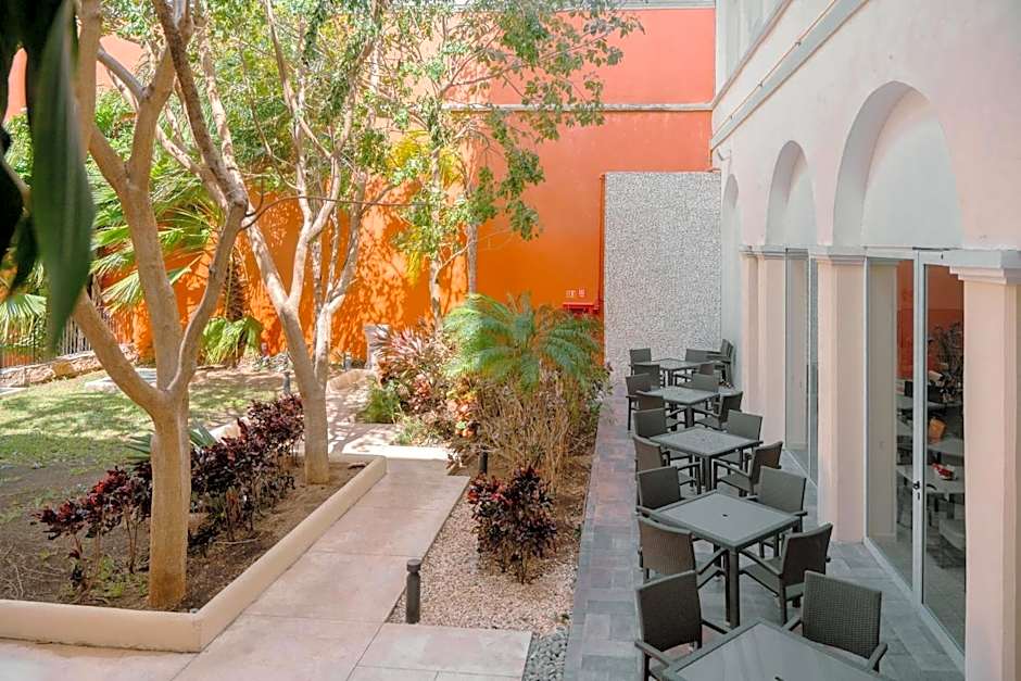 Holiday Inn Express Merida Centro By IHG