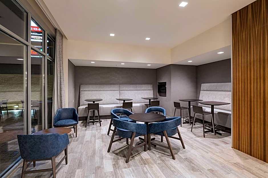 Courtyard by Marriott St. Louis Brentwood