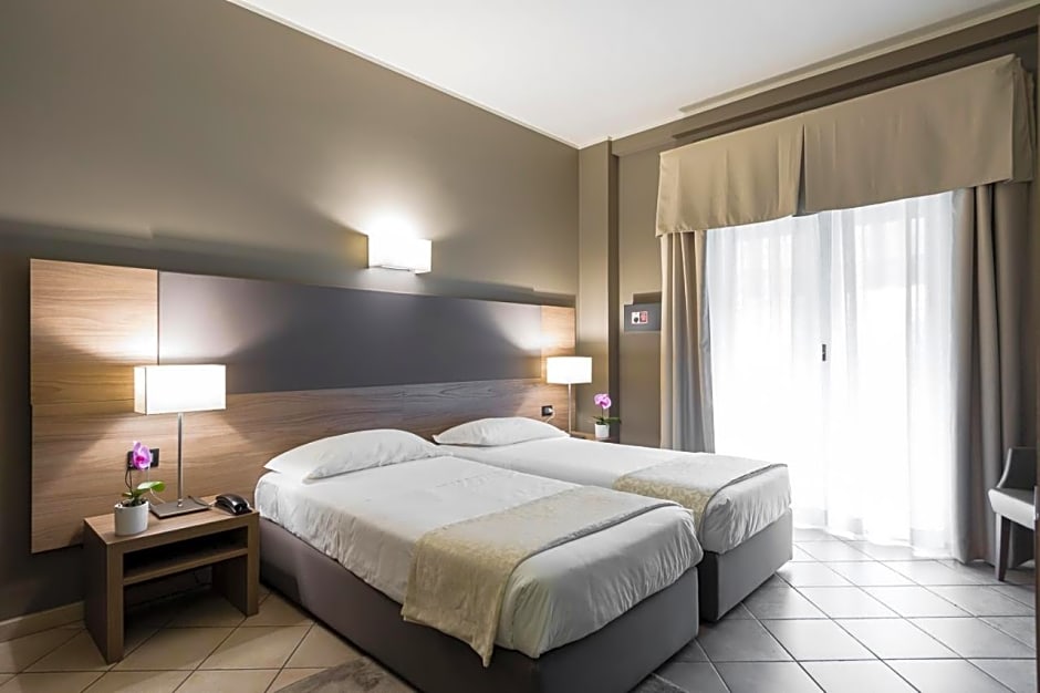 Hotel Sunflower