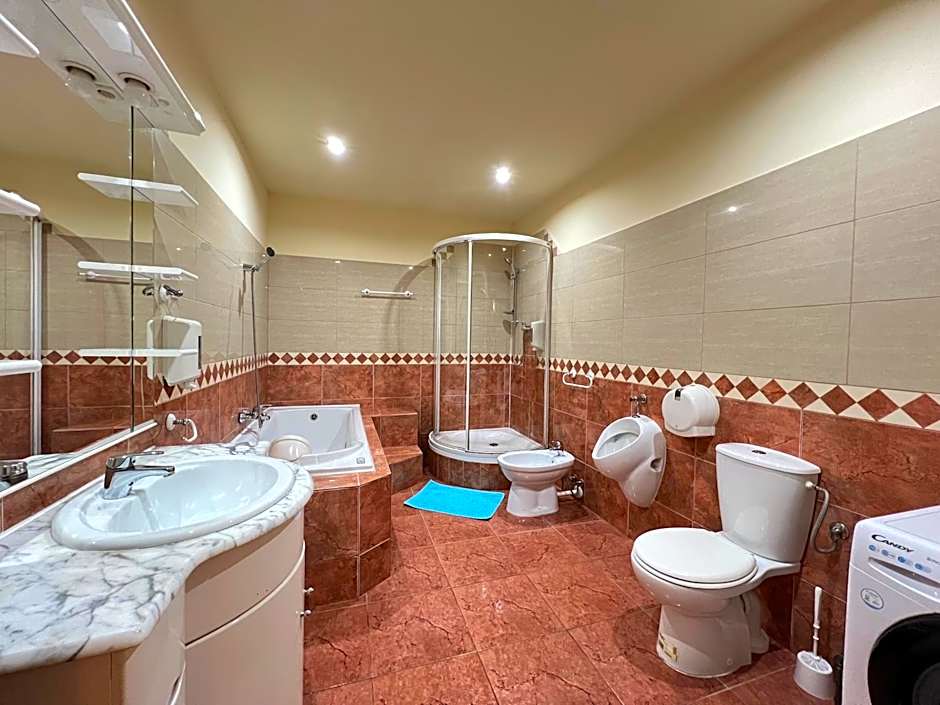 ETNA - Hostel -Noclegi Rzeszów 24 Pokoje